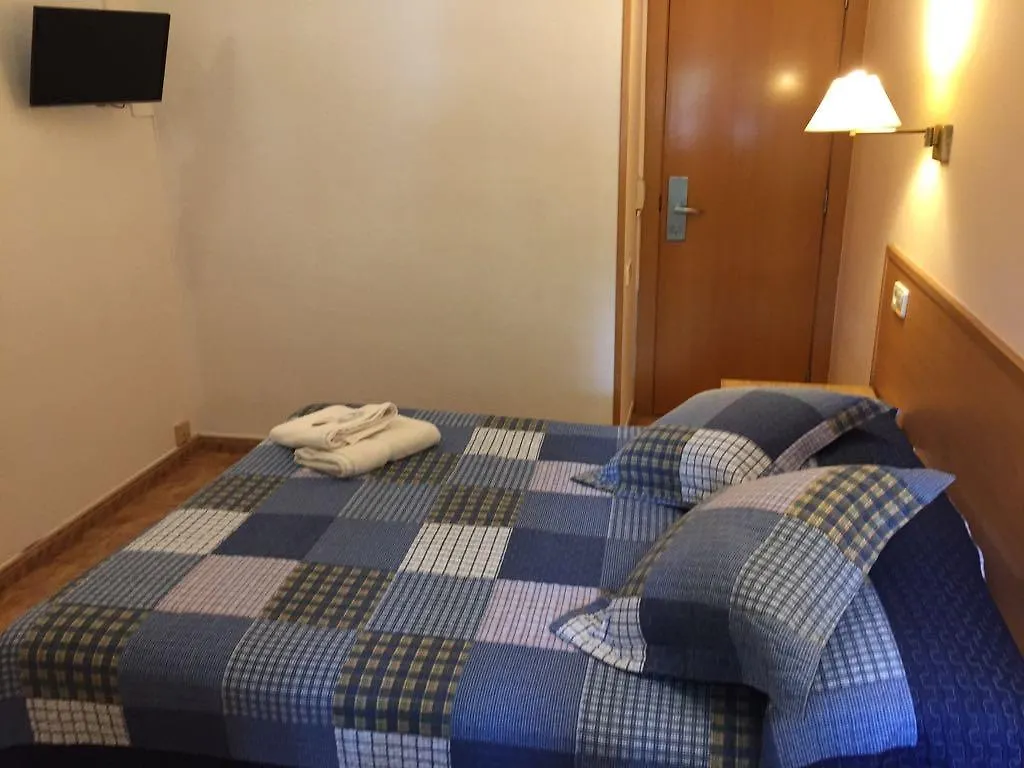 Hostal Rio De Castro Barcelona 2*,  Spain