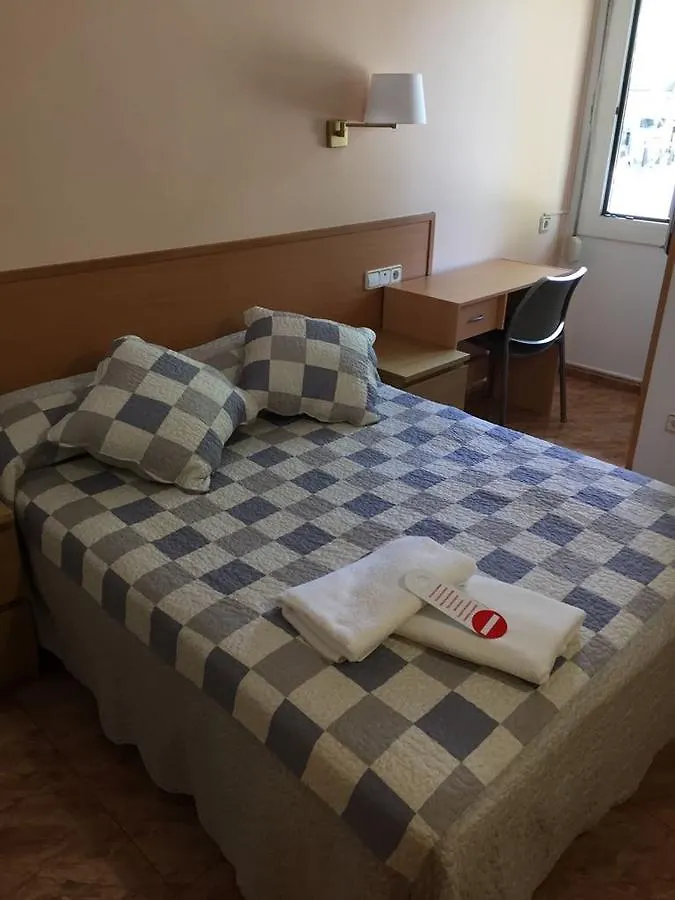 Hostal Rio De Castro Barcelona Guest house