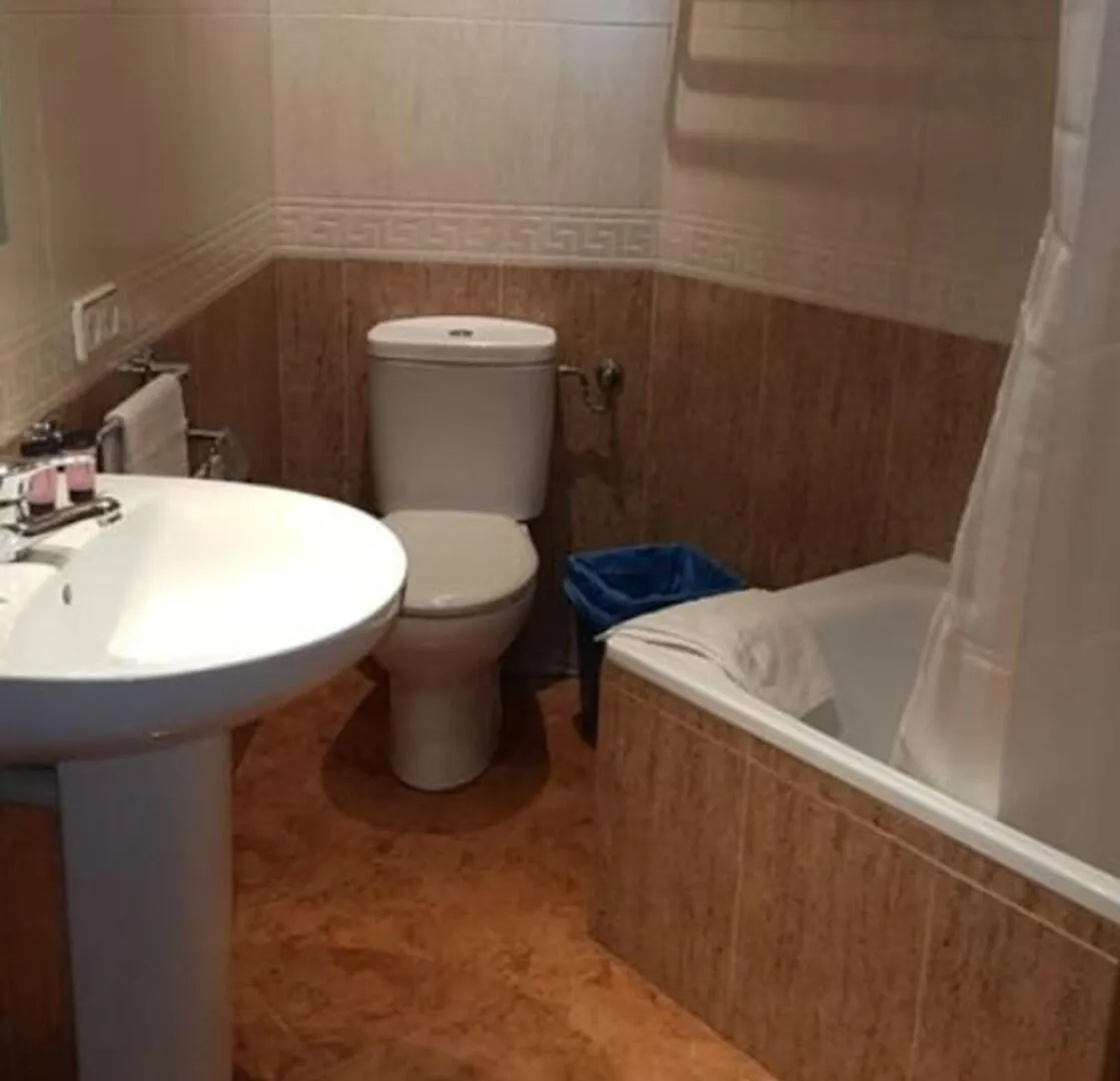 Hostal Rio De Castro Barcelona 2*,